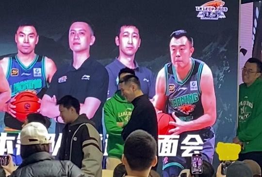 辽宁男篮队员积极备战总决赛